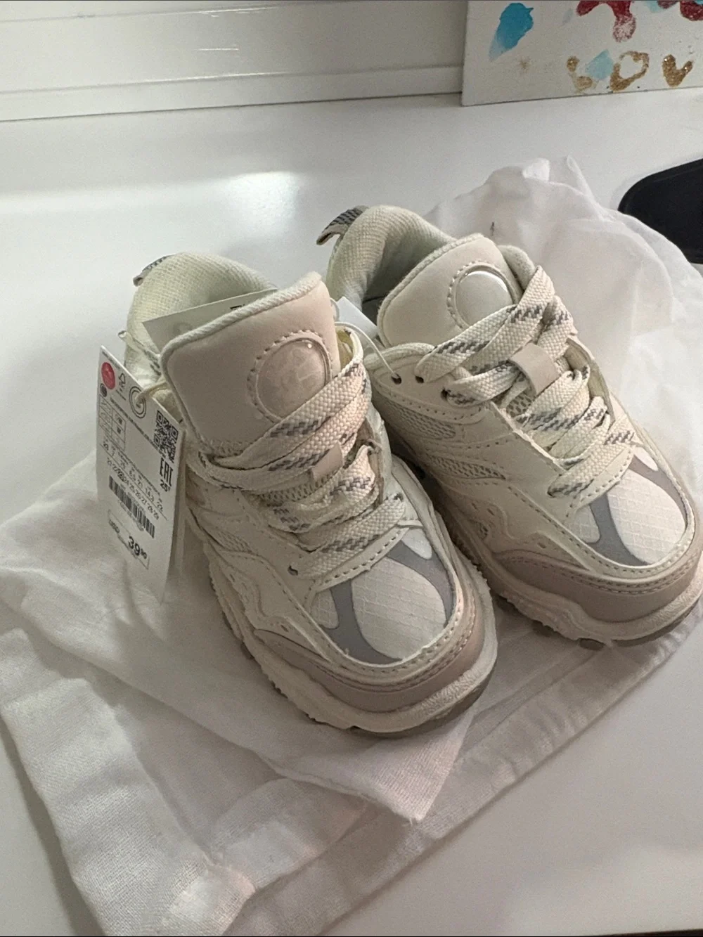 Kids Neutral Lace-Up Sneaker in Cream from Zara